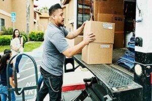 Safe Ship Moving Services DiscussesTips for Packing Fragile Items for a Move